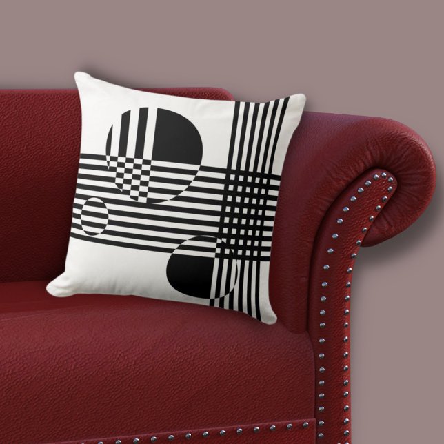 Unregelmäßige schwarze und weiße Streifen und Krei Kissen (Irregular Black & White Stripes & Circles Throw Pillow, Living Room)