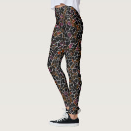 Unregelmäßiges dunkelrotes Mosaik auf Weiß Leggings