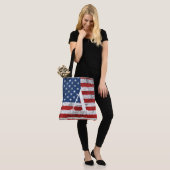 Unruhestiftende amerikanische Flagge 4. Juli Urspr Tasche (Am Model)