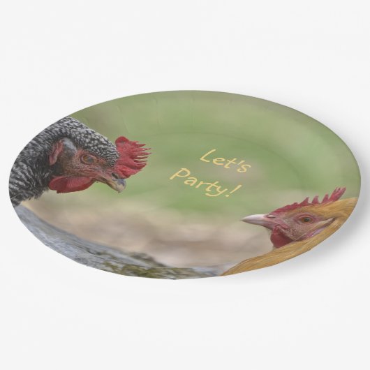 Uns gelassen Party Huhn Pappteller (Schrägansicht)