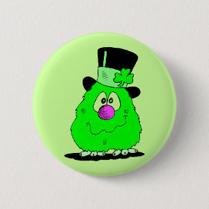 Unschärfe St. Patty's Day Kreatur auf einem Knopf Button