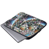 Unscharfe virtuelle Blüte in farbigen Gradientenst Laptopschutzhülle (Vorne Knopf)