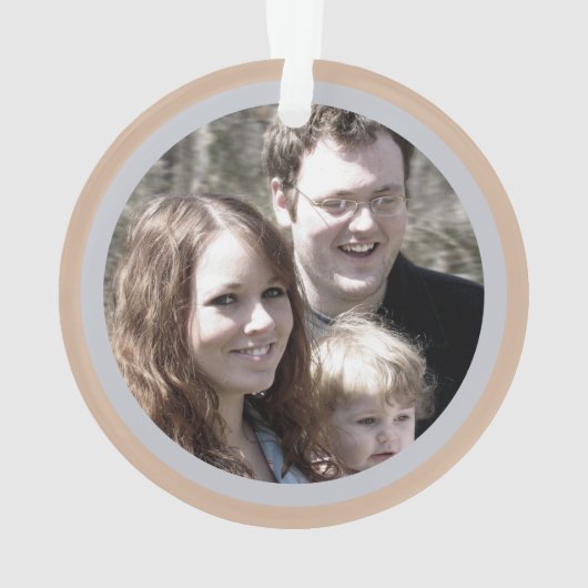 Unser 1. Chrismukkah Chic Keepake Holiday Foto Ornament (Rückseite)