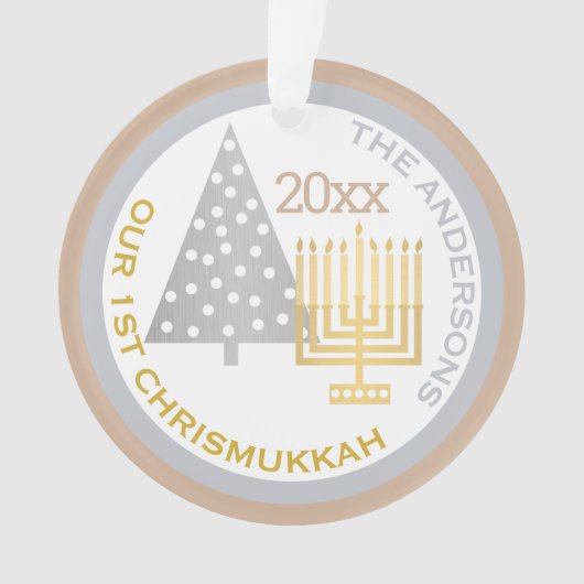 Unser 1. Chrismukkah Chic Keepake Holiday Foto Ornament (Vorderseite)