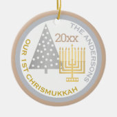 Unser 1. Chrismukkah Tree Menorah Keepake Foto Keramik Ornament (Vorne)