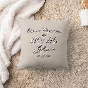 Unser 1. Weihnachten als Herr und Frau Soundso And Kissen