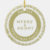 Unser 1. Weihnachtsfest mit Gold-Kranz auf Weiß - Keramik Ornament (Hinten)