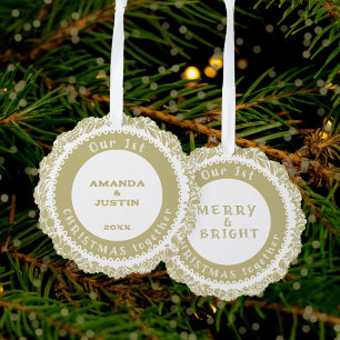 Unser 1. Weihnachtsfest mit Gold-Kranz auf Weiß - Ornament Karte