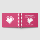 Unser 8-Bit-Hearts in Raspberry Gästebuch (Voll)
