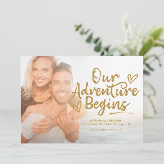 Unser Abenteuer beginnt Hochzeiten speichern das F Einladung (Stehend Vorderseite)