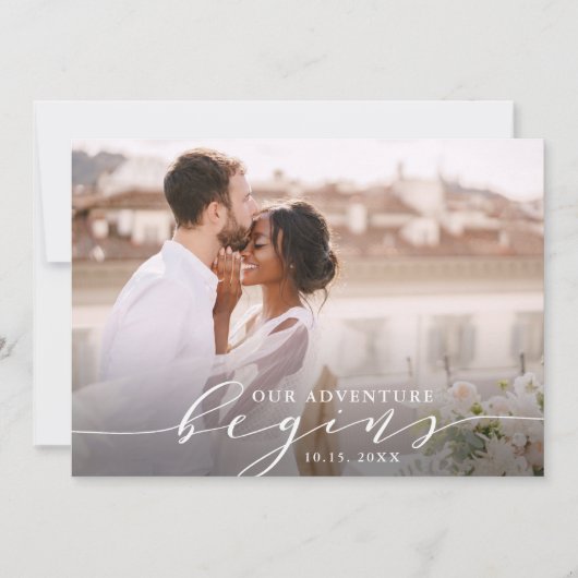 Unser Abenteuer beginnt | Hochzeitsstift Save the Date (Vorderseite)