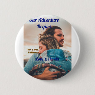 Unser Abenteuer beginnt, um ein paar Foto Liebe & Button