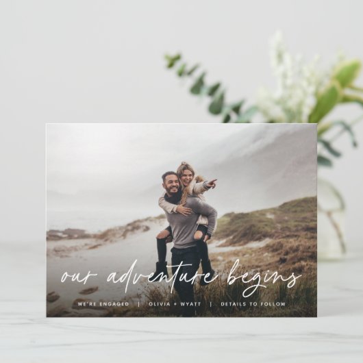 Unser Abenteuer beginnt | VERLOBUNG FOTO Ankündigung (Stehend Vorderseite)