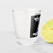 Unser Blut Unser Schweiß, dein Teehaus Schnapsglas (Links)