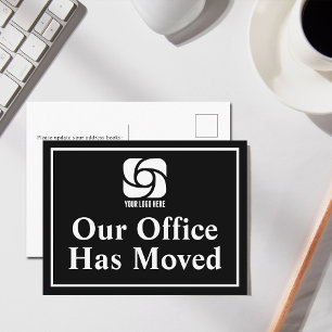 Unser Büro ist umgezogen Schwarz Weiß Business-Log Postkarte