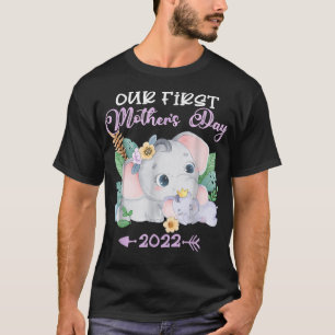 Unser Erster Muttertag 2022 Elefantenmütterchen Ma T-Shirt