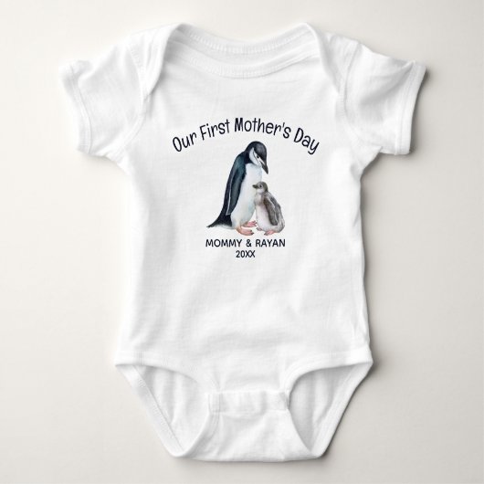 Unser erster Muttertag, Baby Pinguin individuelle  Baby Strampler (Vorderseite)