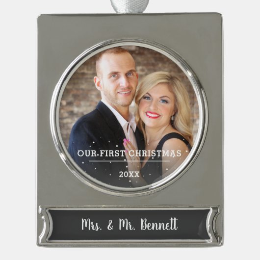 Unser erstes Verheiratetes Foto Banner-Ornament Silber (Vorderseite)