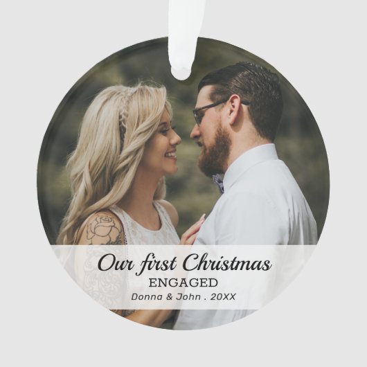 Unser erstes Verlobtes Foto zu Weihnachten Ornament (Vorderseite)