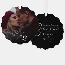 Unser erstes Verlobtes klassisches Minimal-Foto