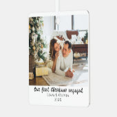 Unser erstes Verlobtes Minimal Couple Foto Ornament Aus Metall (Vorderseite links)