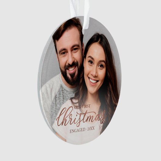 Unser erstes Verlobtes Weihnachts-Rose Ornament (Vorderseite)