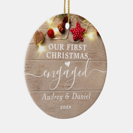 Unser erstes Verlobtes Weihnachtslied Keramik Ornament (Rechts)