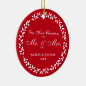 Unser erstes Weihnachten als Herr und Frau rundes Keramikornament (Rechts)