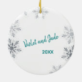 Unser erstes Weihnachten in unserem neuen Zuhause Keramik Ornament (Hinten)