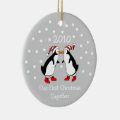 Unser erstes Weihnachten zusammen 2010 (Pinguine) Keramikornament (Rechts)