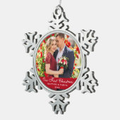 Unser erstes Weihnachts-Coupé-Foto Red Schneeflocken Zinn-Ornament (Rechts)