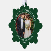Unser erstes Weihnachts-Couple-Foto Green Ornament Karte (Linke Ecke)