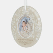 Unser erstes Weihnachts-Foto Elfenbein Ornament Aus Glas (Vorderseite links)