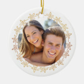 Unser erstes Weihnachts-Foto Gold-Blume-Frame Keramik Ornament (Vorne)