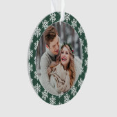 Unser erstes Weihnachts-Grün-Schneeflocken-Foto Ornament (Vorderseite)
