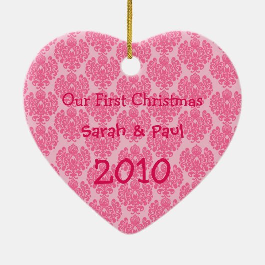 Unser erstes Weihnachts-Rosa Damaske Foto Ornament (Hinten)