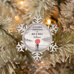 Unser erstes Weihnachts-Rotes Schirmpaar Liebe Schneeflocken Zinn-Ornament