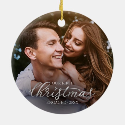 Unser erstes Weihnachts-Verlobt-Silberstreifen-Skr Keramik Ornament (Hinten)