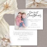 Unser erstes Weihnachts-Zwillingsbabys Custom-Foto Feiertagskarte<br><div class="desc">Unsere erste Weihnachts-Twin Babies Custom Foto Card. Verfügbar in digitaler Form und gedruckt. Lieblich zu feiern Ihre Zwillingsbabys erste Weihnachten. Ein spielerisches Set-Skript für "Unsere ersten Weihnachten" und die Erholung des Textes auf beiden Seiten ist leicht zu personalisieren. Ersetzen Sie das Beispiel-Foto durch Ihren eigenen Favoriten. Ein Gradientenüberlagerungsschicht befindet sich...</div>