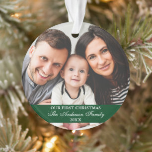 Unser erstes Weihnachtsfamilien-Foto Green Ornament