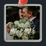 Unser erstes Weihnachtsfest-Foto Ornament Aus Metall<br><div class="desc">Eine moderne Typografie für diese Foto-Ziersammlung. So passen Sie sich an Ihr Lieblingsbild an. Sie können die Farbe des Schriftartes auch ganz nach Ihren Wünschen ändern.</div>