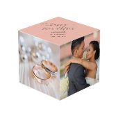 Unser Glück nach dem maßgeschneiderten 4 Hochzeite Würfel (Vorderseite Schrägansicht)