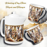 Unser Hochzeitstag<br><div class="desc">Sehr elegantes Hochzeitsdesignteapot einer schönen afroamerikanischen Braut und ein ansprechender Bräutigam, der sich bereit macht, über den Besenstiel zu springen. Über einen Besen zu springen ist eine Möglichkeit, unsere Vorfahren zu ehren. Es ist auch ein Symbol für den lass, aus der Vergangenheit zu stammen und ein neues Leben als Mann...</div>