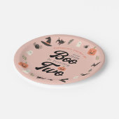 Unser kleiner Boo dreht zwei Halloween, den 2. Geb Pappteller (Schrägansicht)