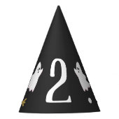 Unser kleiner Boo dreht zwei Partyhütchen (Vorderseite)