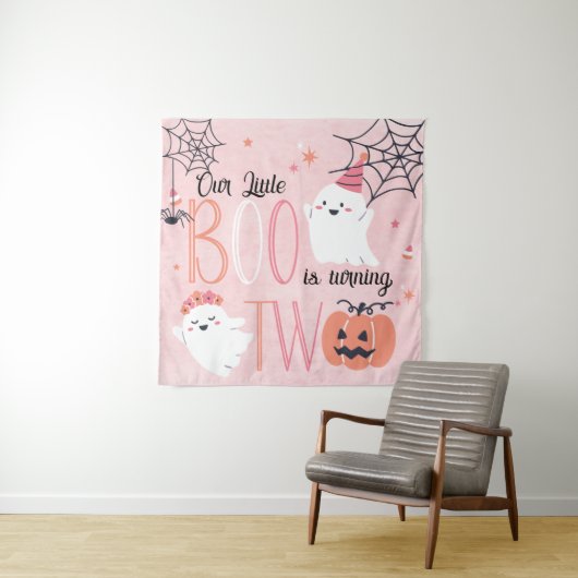 Unser kleiner Boo dreht zwei Wandteppich (Beispiel)