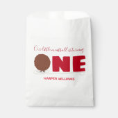 Unser kleiner Fleischball macht einen ersten Gebur Geschenktütchen (Vorderseite)