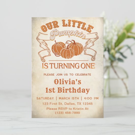 Unser kleiner Kürbis dreht einen Einladung (Stehend Vorderseite)