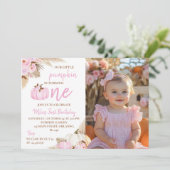 Unser kleiner Pumpkin 1. Geburtstag Foto Einladung (Stehend Vorderseite)