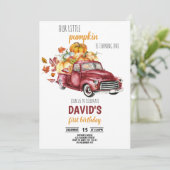 Unser kleiner Pumpkin Boy 1. Geburtstag Herbstwage Einladung (Stehend Vorderseite)